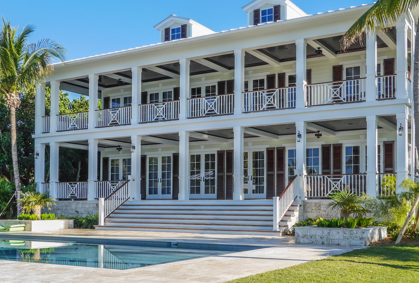 pvc trim on a colonial style home